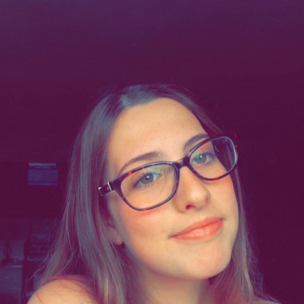 Meet your Posher, Emily